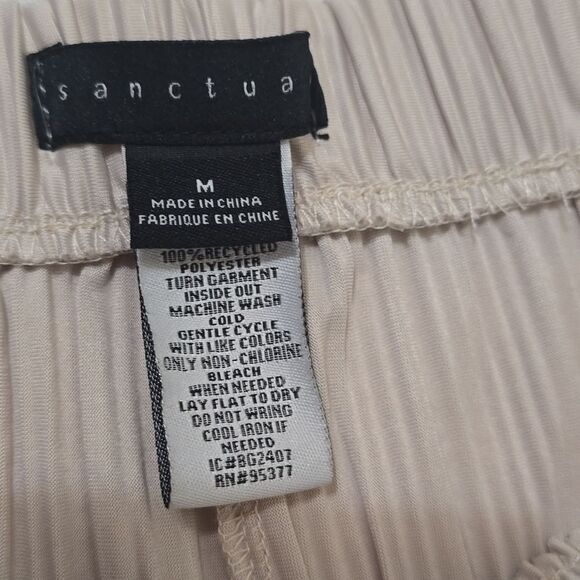 Sanctuary pleated, wideleg pants size medium. - Picture 7 of 8